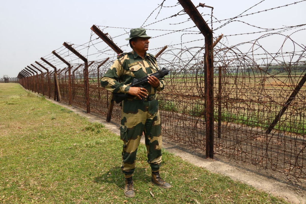 BSF troops shoot Bangladeshi smuggler at tense India-Bangladesh border amid rising unrest snt