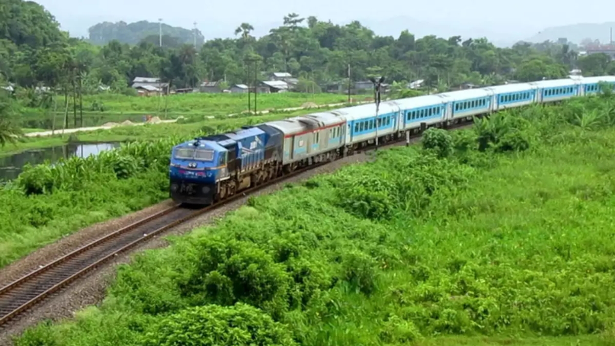 India electrified 95% of its 68,000 km network, emerged as the largest green railway in the world sgb