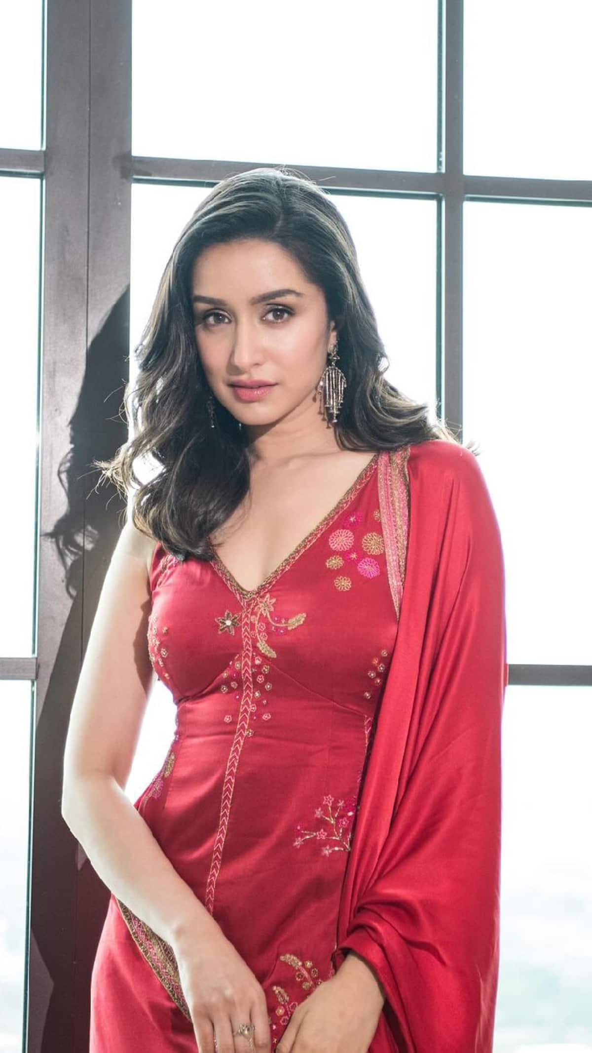 Stree 2 actress shraddha kapoor red saree suit idea for Raksha Bandhan 2024