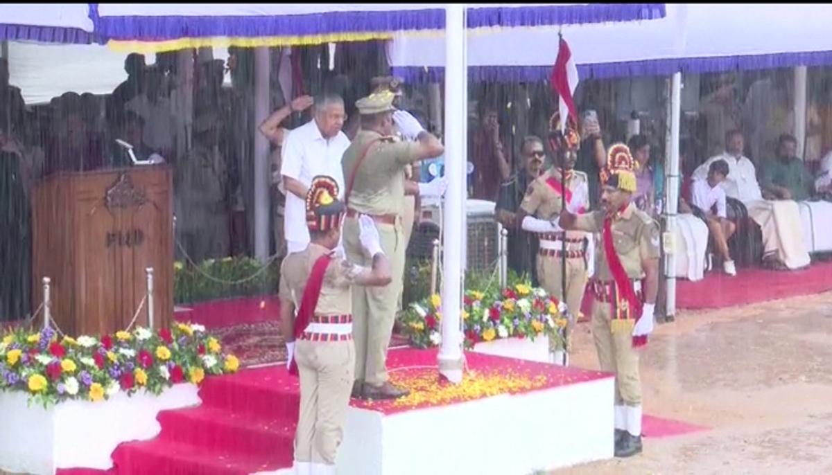 Independence Day 2024 Kerala cm hoisted flag in Trivandrum,