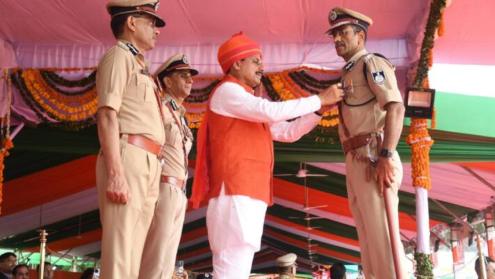 Mohan Yadav honored police officers