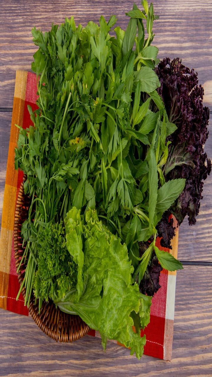 Leafy Vegetables to Avoid During Monsoon for Better Health rsl