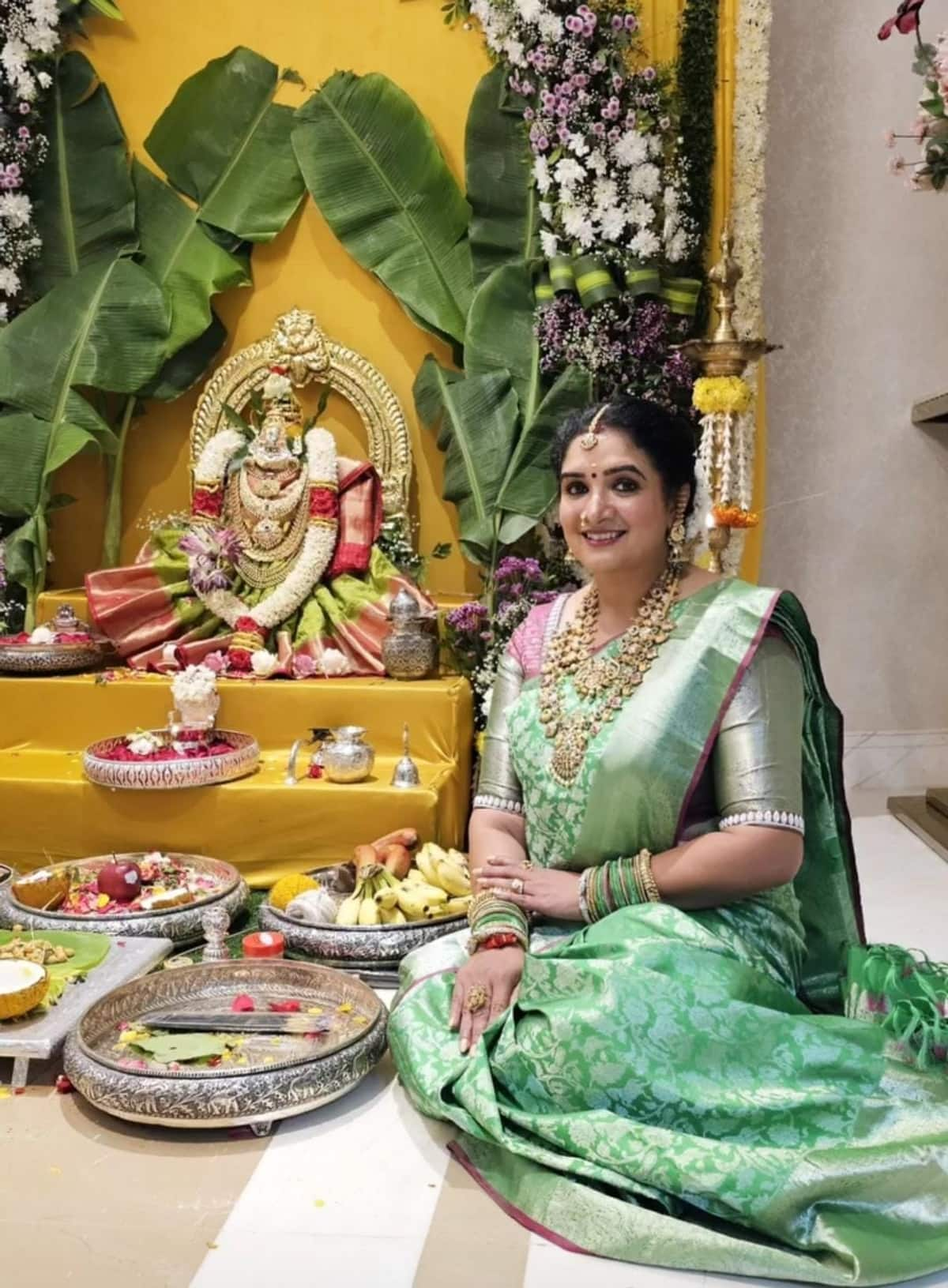 Anitha Vijayakumar Celebrates Varalakshmi Viratham at her home viral photo Rya