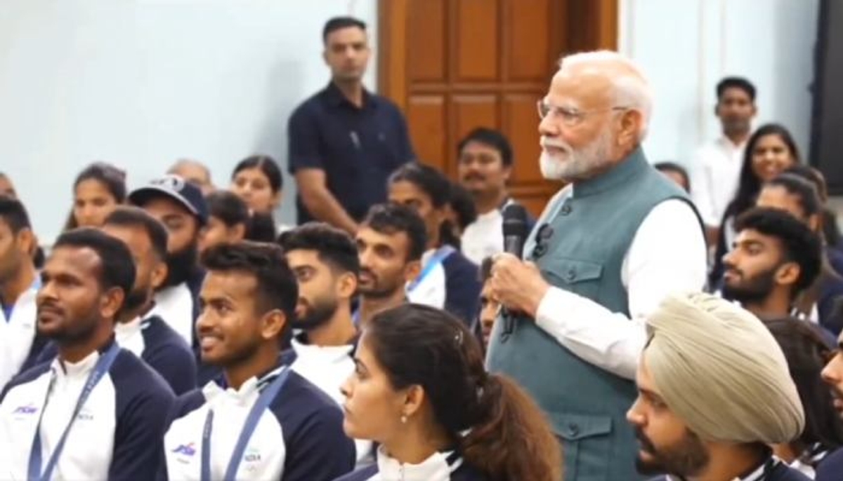 prime minister narendra modi interacts with Paris Olympics Athletics san