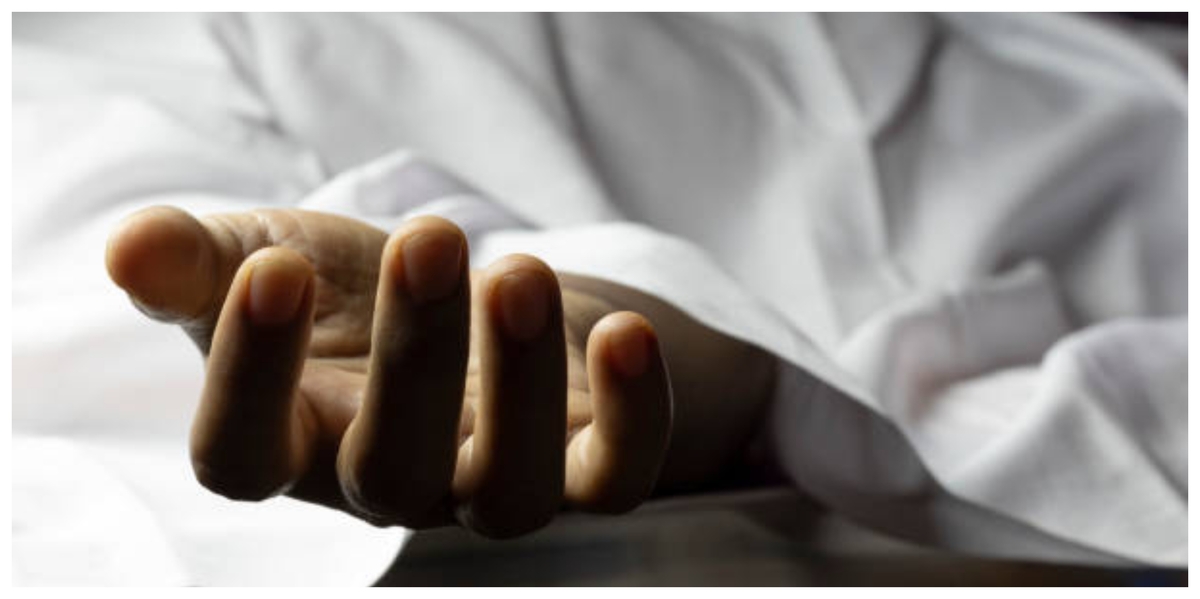 A married man commits suicide in kalaburagi district today rav 