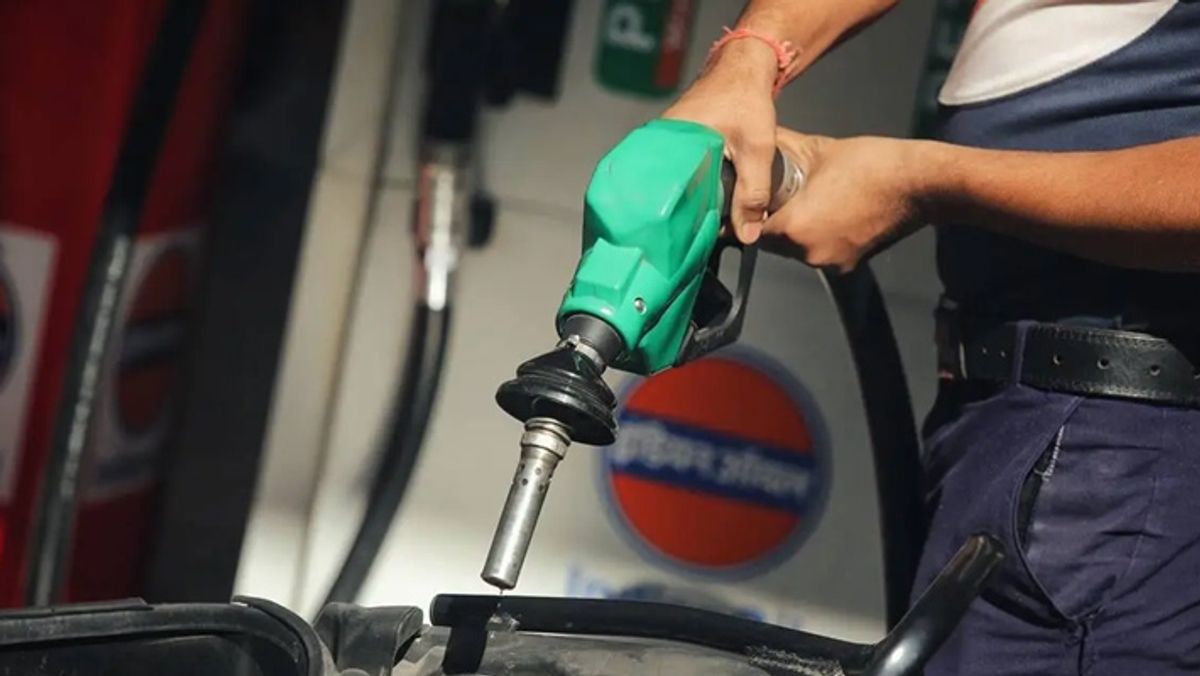 Petrol diesel prices on October 29, 2024: Check out NEW fuel rates in your city AJR