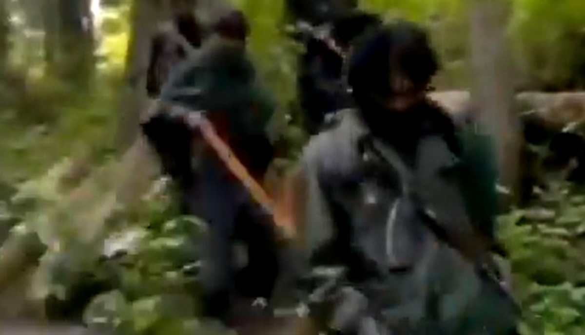 Caught on camera: Pakistani terrorists spotted around LoC in North Kashmir amid escalating tensions (WATCH) snt