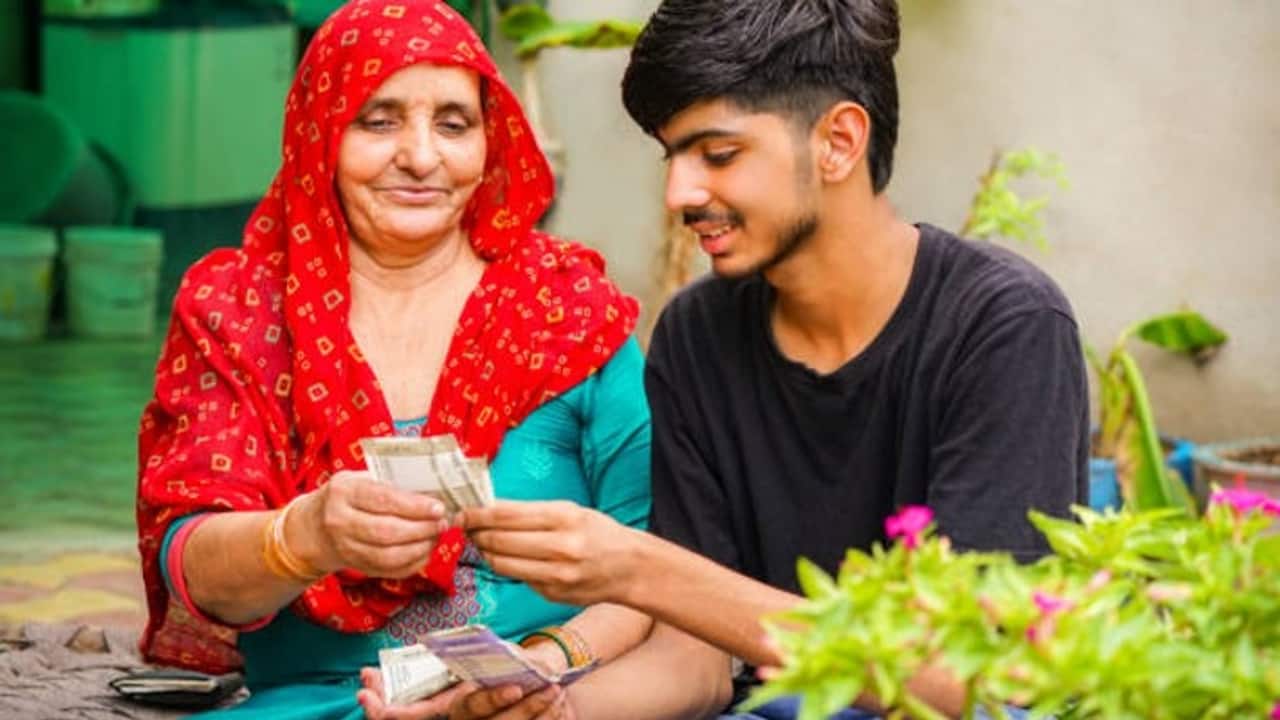 इन महिलाओं को 5 साल तक हर महीने 1,500 की मदद, जानें कैसे उठाएं लाभ