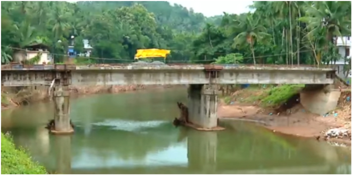 Vilangad 5 years ago bridge collapsed in landslide construction of bridge almost complete no progress in approach road 