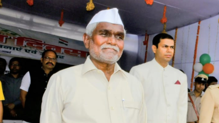 Champai Soren to NDA buzz over party switch Union Minister Jitan Ram Manjhi Welcomes san