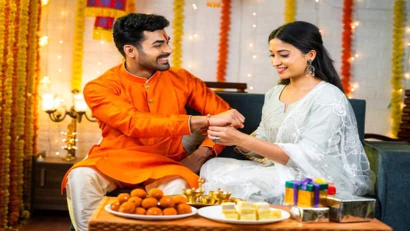 रक्षा बंधन 2024: भद्रा काल में क्यों नहीं बांधनी चाहिए राखी, जानें क्या है इतिहास और शुभ मुहूर्त?