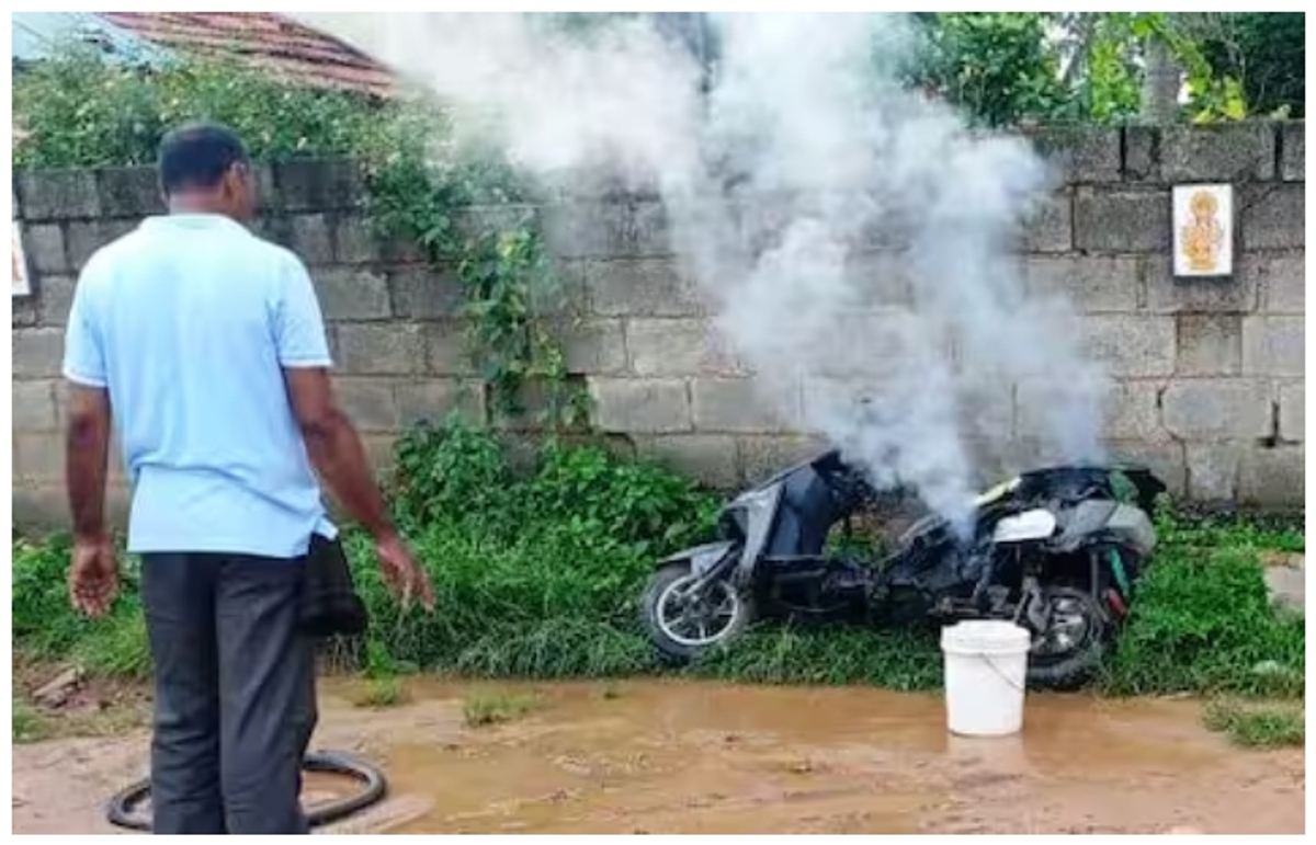 House gutted after e-bike kept for charging catches fire  in Magadi town  at Ramanagara gow