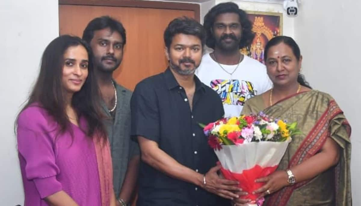 Thalapathy vijay met DMDK leader premalatha vijayakanth ans