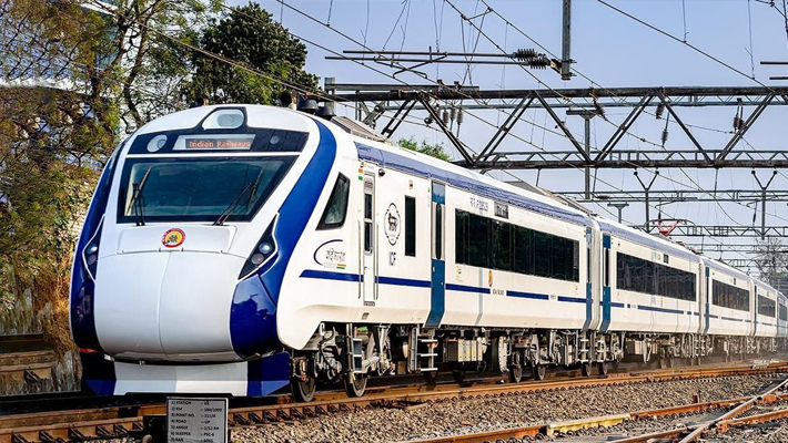 Stones pelted at Ranchi-Patna Vande Bharat Express train 