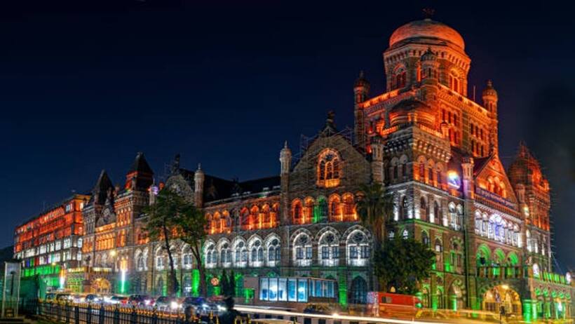 लेटेस्ट सरकारी नौकरियांः BMC में क्लर्क के 1,846 पदों के लिए वैकेंसी, जानें लास्ट डेट और अन्य डिटेल
