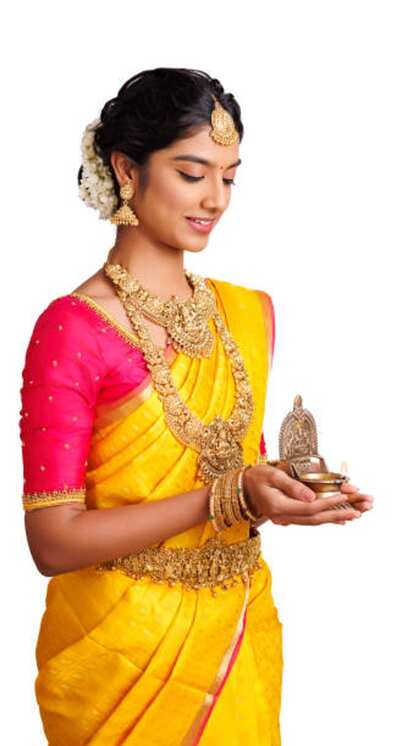 కూర్చుని పూజించడం