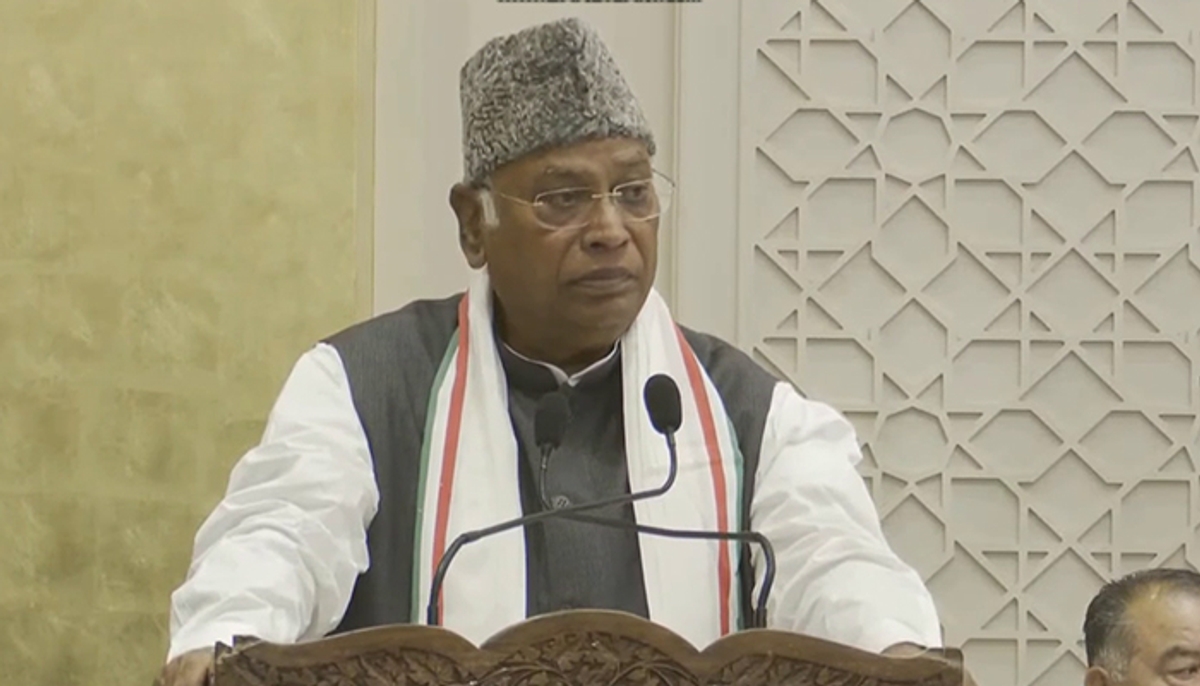 'Hindustan Hamare Kabze Me Hoga': Controversy Erupts Over Kharge's Remark