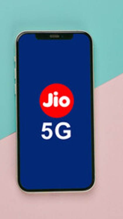 <p>జియో నెట్‌వర్క్ డౌన్ సమయంలో ఎయిర్‌టెల్, వోడాఫోన్-ఐడియా, BSNL నెట్‌వర్క్‌లు ఎలా పనిచేశాయో తెలుసుకుందాం. </p>
