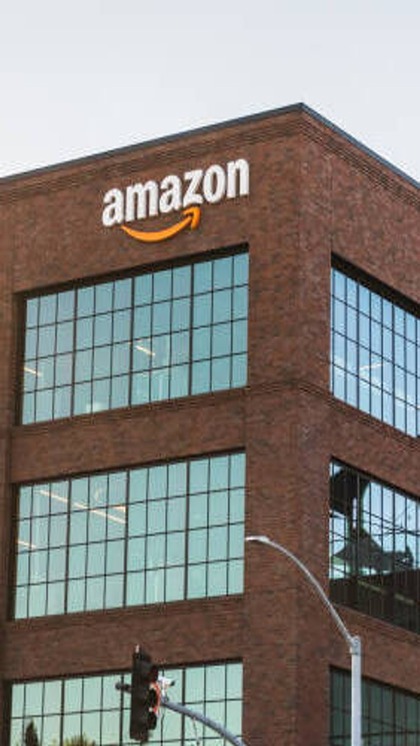 <p>Amazon इंडिया ने 9 सितंबर से सेलर्स के लिए बिक्री शुल्क में 3-12% की कटौती की घोषणा की है, जो विशेष रूप से 500 रू. से कम के प्रोडक्ट पर लागू होगी।जानें ये सेलर्स की कैसे मदद करेगा।</p>
