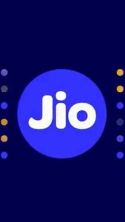 <p>अपने फोन की 'नेटवर्क सेटिंग्स' को चेक करें। देखें कि आपका फोन सही नेटवर्क मोड (4G/5G) पर सेट है। कभी-कभी नेटवर्क सर्च मोड पर स्विच करना उपयोगी हो सकता है।</p>

