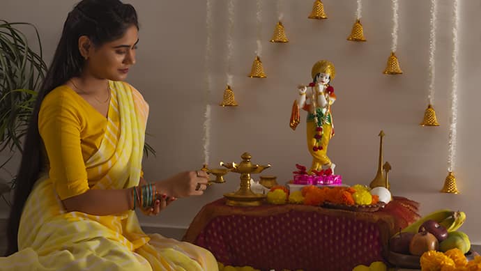 janmastami aarti