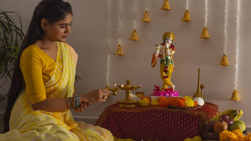 janmastami aarti