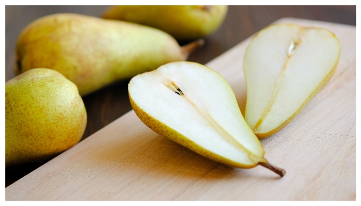 know the benefits of pear in your diet 