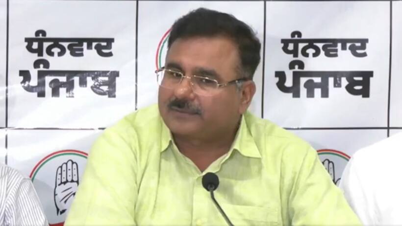 Congress' Alok Sharma in soup for 'rapist Marathi community' remark; Shiv Sena files case, writes to Rahul