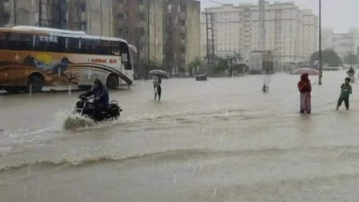 Cyclone Asna Hits Gujarat: Heavy Rains and Floods Wreak Havoc GVR