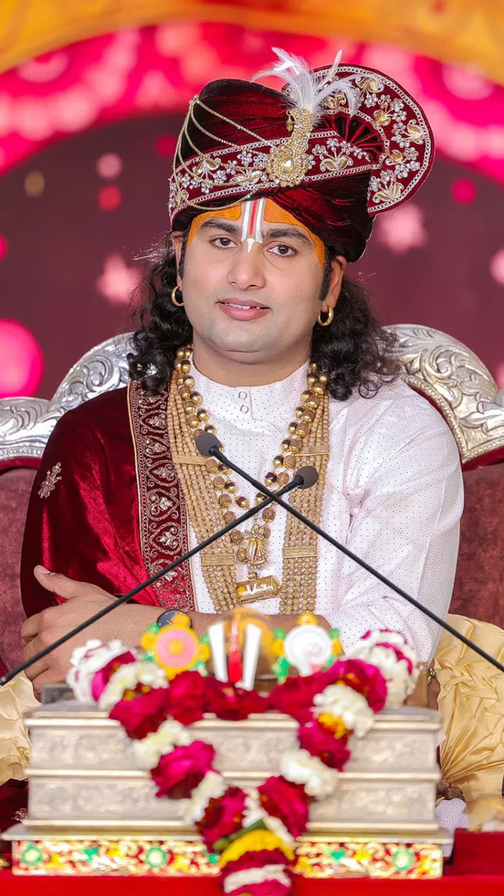aniruddhacharya-maharaj-net-worth-know-his-earnings-fees-and-more