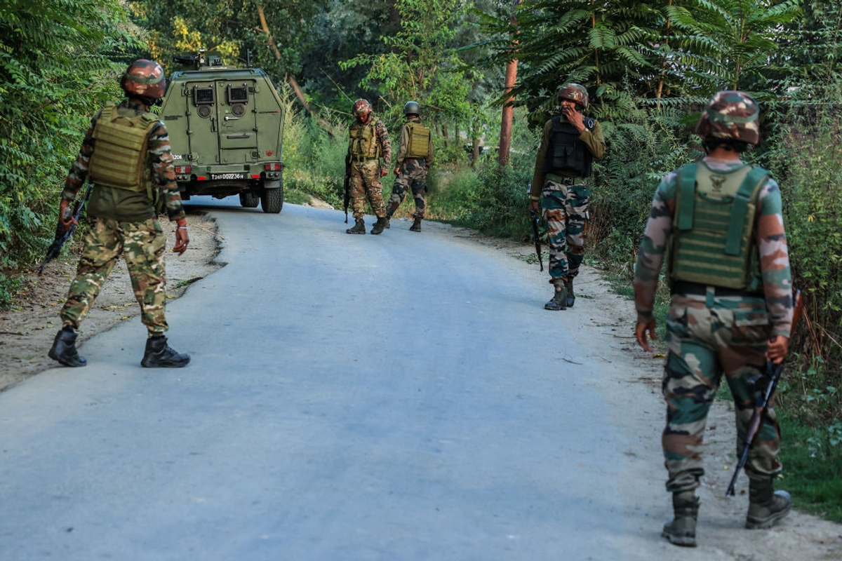 Army foils infiltration attempt in Jammu and Kashmir Two terrorists were killed