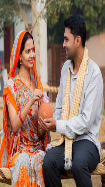 <p>किसी भी उम्र की भारतीय महिला इस स्कीम के तहत एकाउंट खोलकर निवेश कर सकती है। यह योजना नाबालिग लड़कियों के लिए भी है, जहां उनके कानूनी या अभिभावक एकाउंट ओपेन कर सकते हैं।</p>
