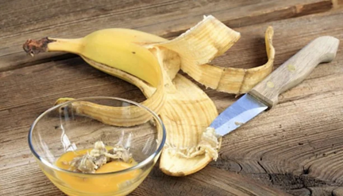 banana peel based face packs for a naturally glowing skin