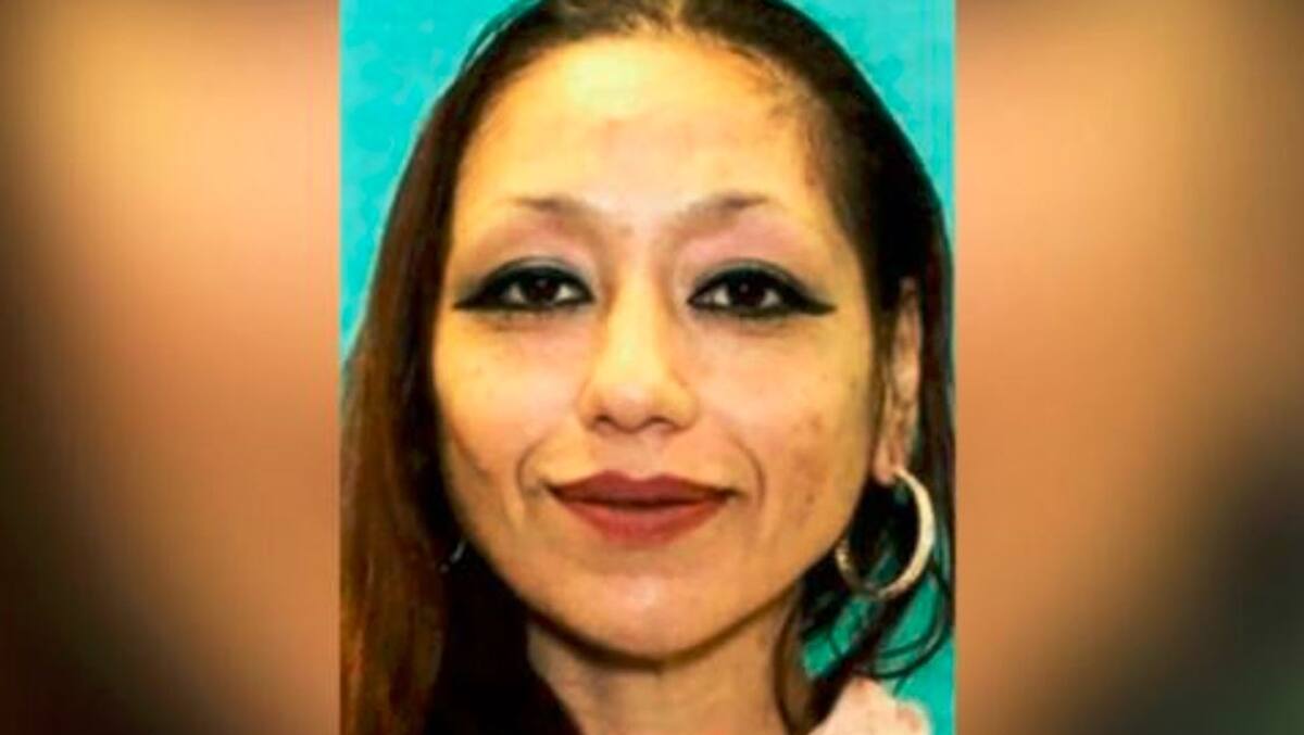 The FBI announced a reward of 25 thousand dollars for the texas woman who escaped to India after killing her son akb