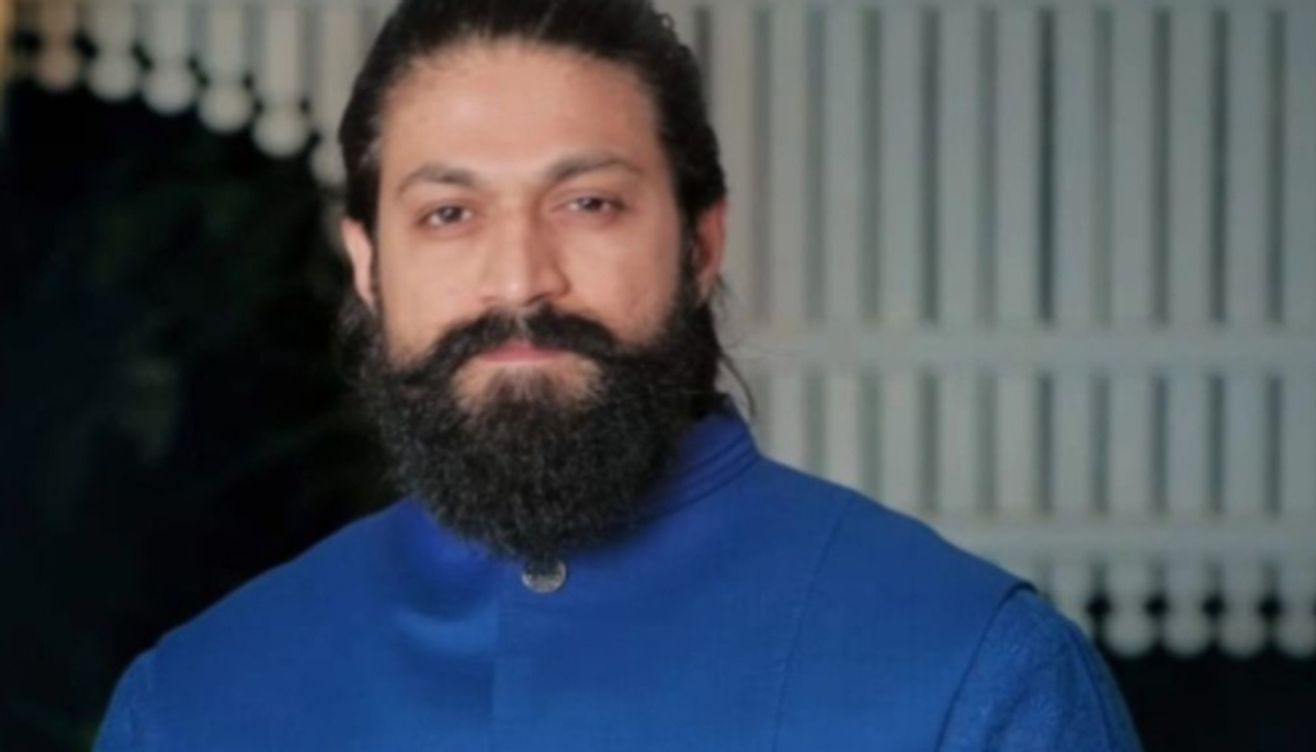 Kannada Actor Yash stylish video get attention Kannada Actor Yash stylish video get attention