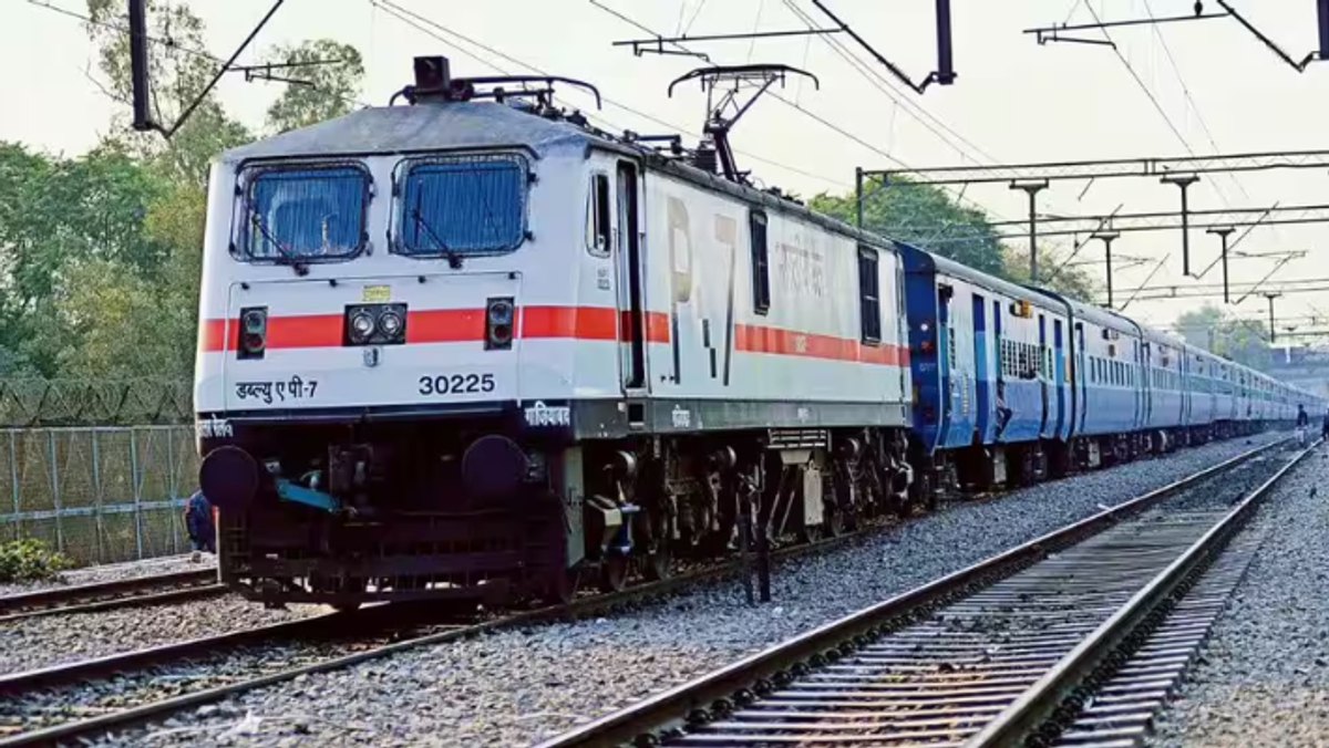 South central railways cancel 20 trains and diverted more than 30 train due to heavy rain flood ckm