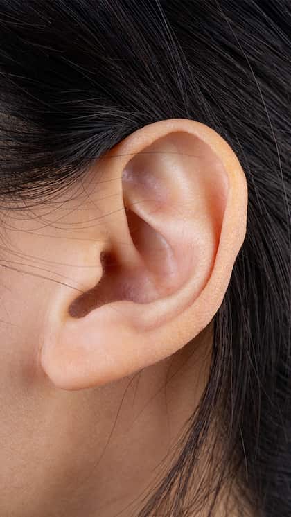 5 reasons why you should try coconut oil ear massage