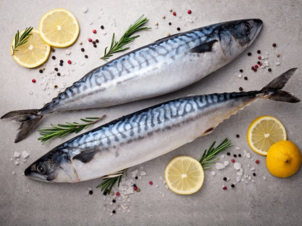How to remove fish smell from your kitchen?