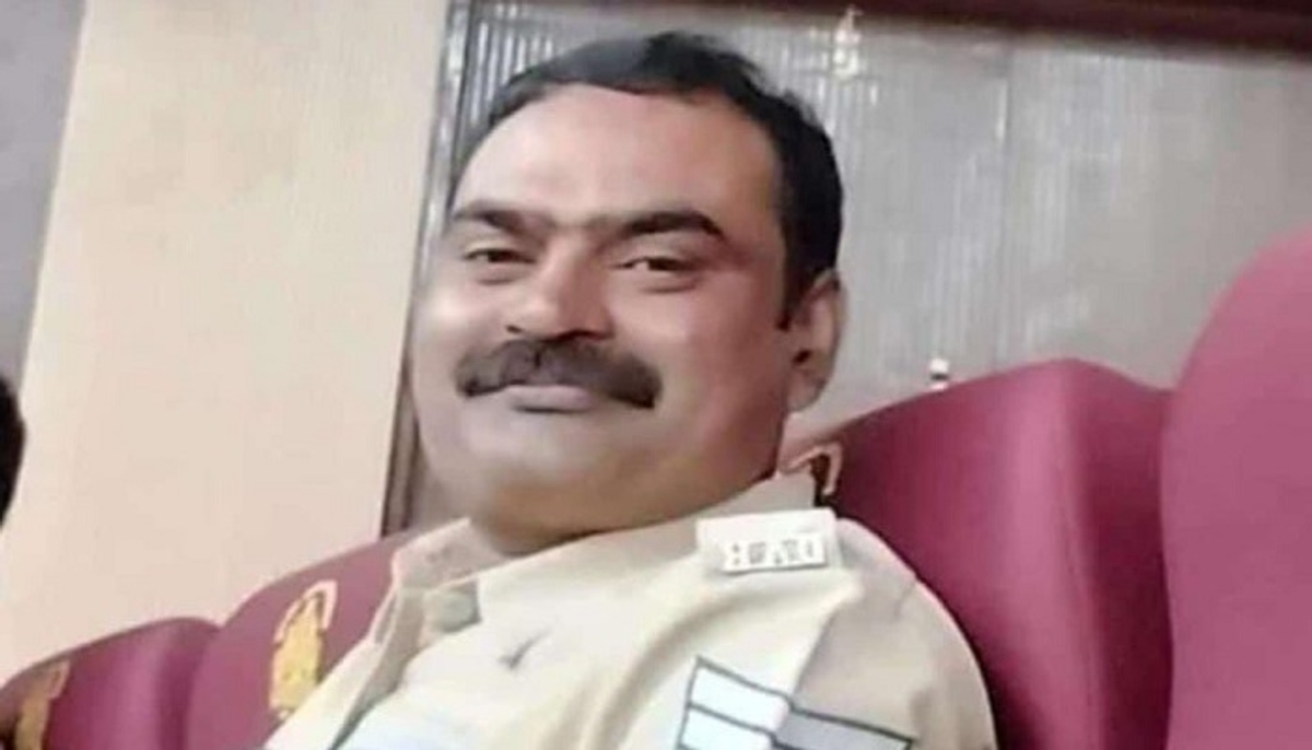 police constable Dies due to Heart attack in Dharwad grg 