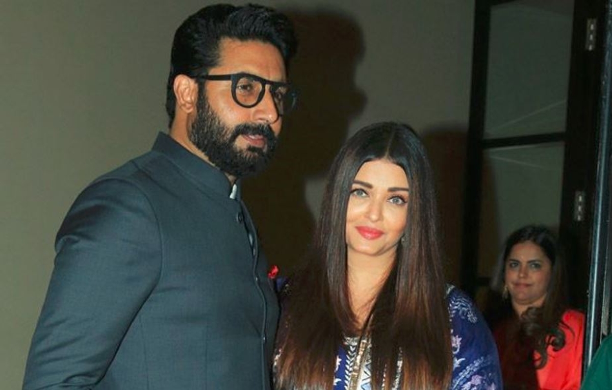 Amid Divorce Rumours Aishwarya Rai Bachchan And Abhishek Bachchan Spotted At Dubai Airport vvk