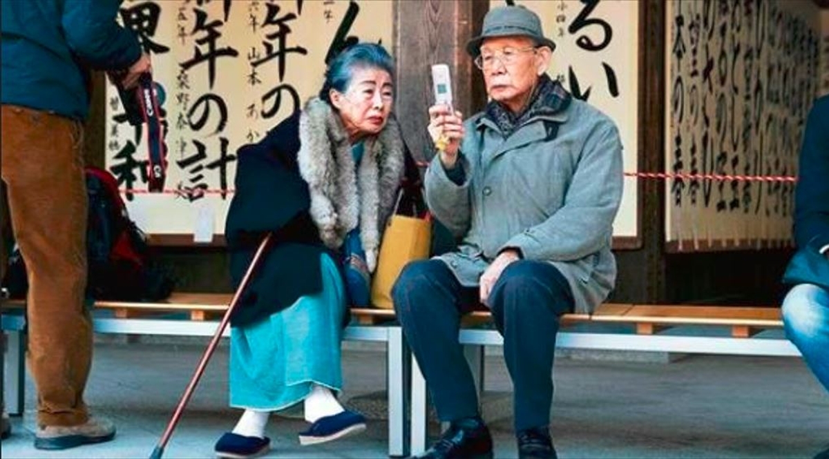 Japan elderly people in trouble 40000 single old people died in just 6 months akb