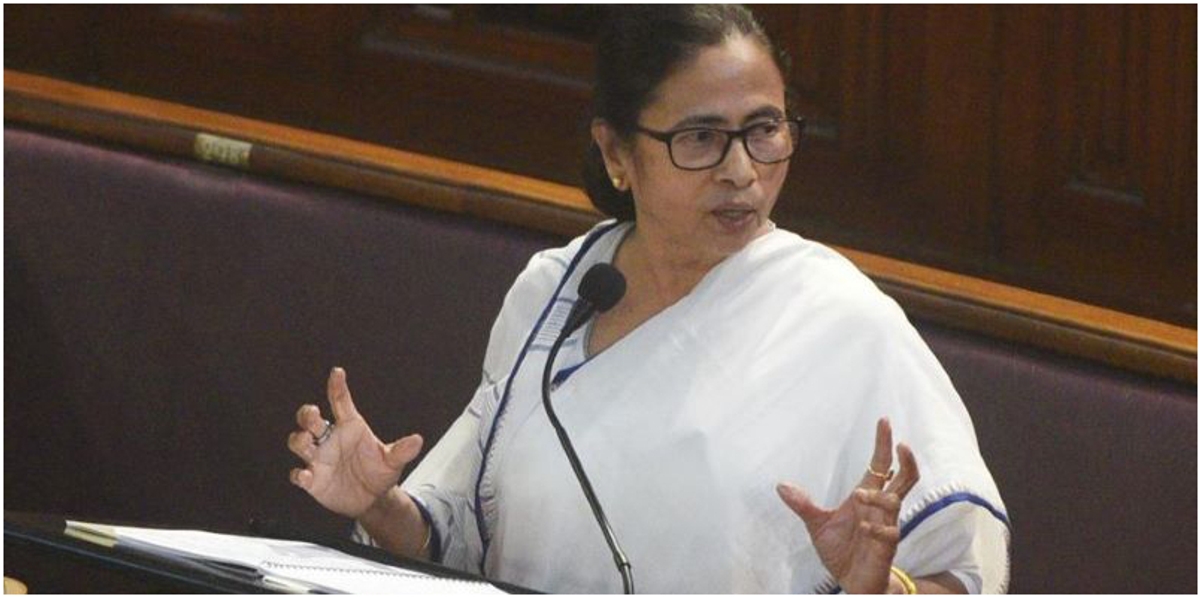 west bengal chief minister mamatha banergee visit doctors protest 