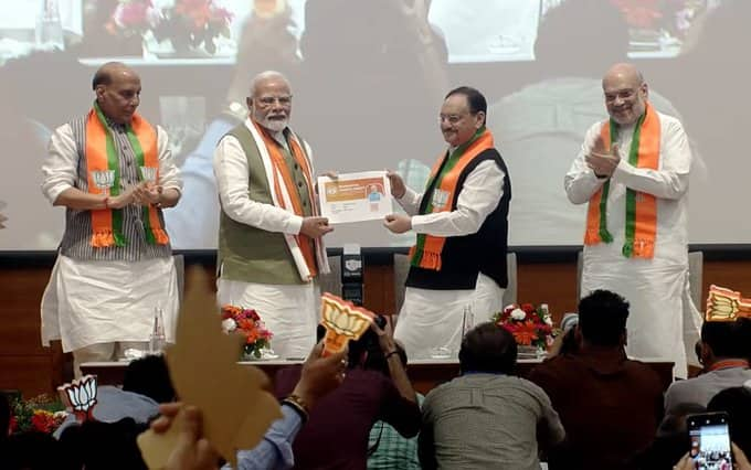 Modi renews his membership from Nadda hopes to cross 10 crores this time  BJP campaign begins