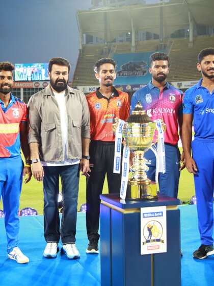 Lalettan with the captains