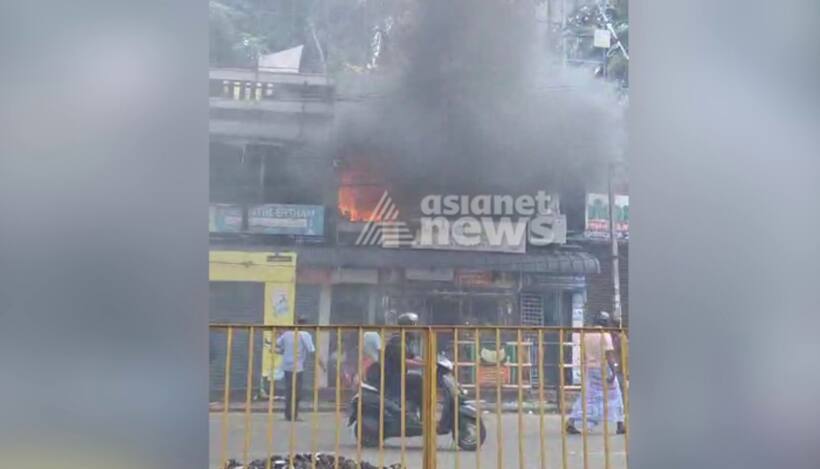 Kerala: 2 killed after fire breaks out at insurance office in Thiruvananthapuram