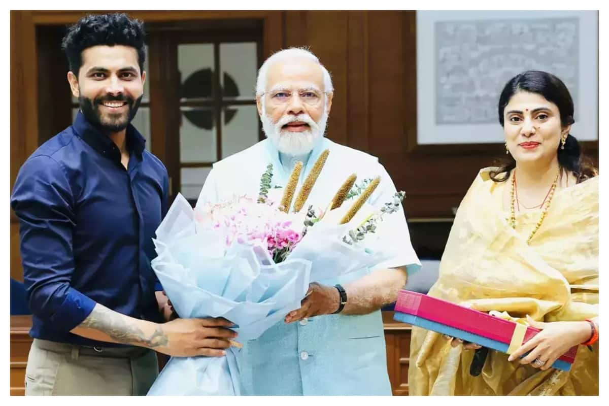 indian cricketer ravindra jadeja joins bjp vel