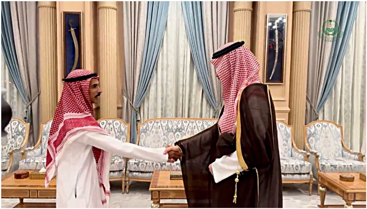 saudi citizen honoured for saving life of four people stranded in flood 