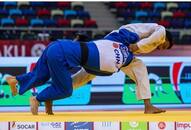 from-labor-with-mother-to-first-paralympic-gold-in-judo-kapil-parmar-story