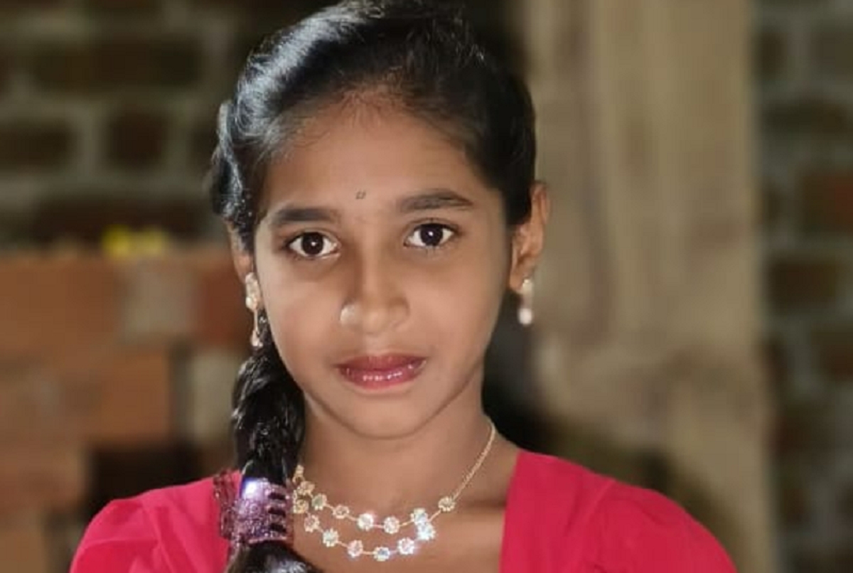 13 year old girl dies of snake bite in tumakuru gvd