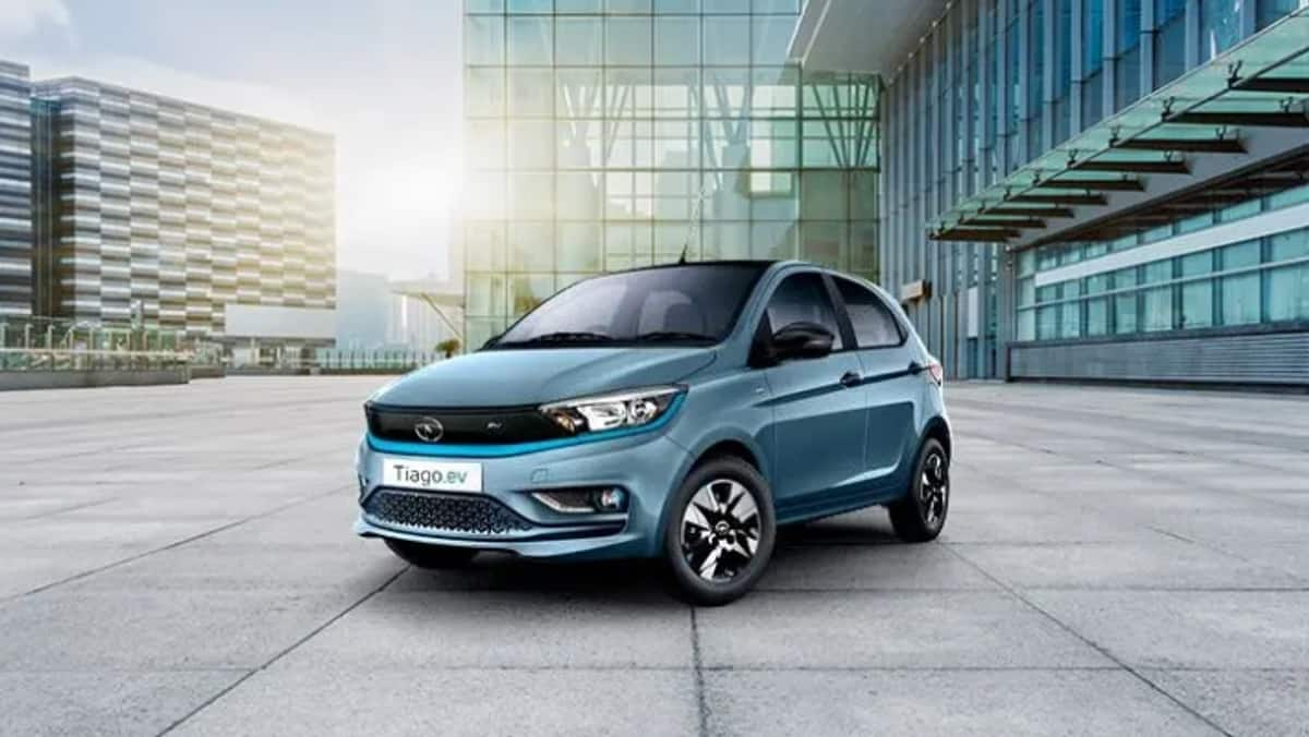 BIG savings! Tata Tiago EV, Punch EV, Nexon EV and Curvv EV get benefits up to Rs 1 lakh